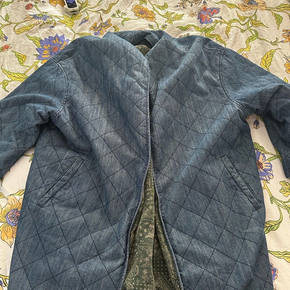 current air Bobbie Reversible Quilted Denim Jacket - Picture 3 of 5